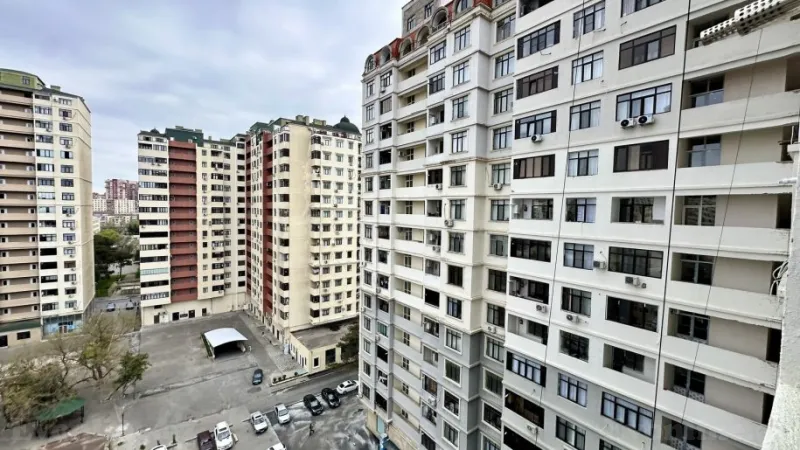 Satılır 2 otaqlı Mənzil Yeni tikili 56 m² Neftçilər m. - şəkil 15