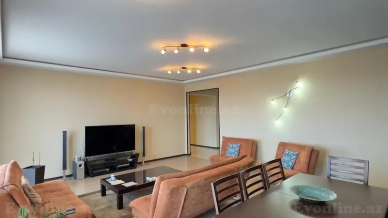 Satılır 4 otaqlı Mənzil Yeni tikili 180 m² İnşaatçılar m. - şəkil 10