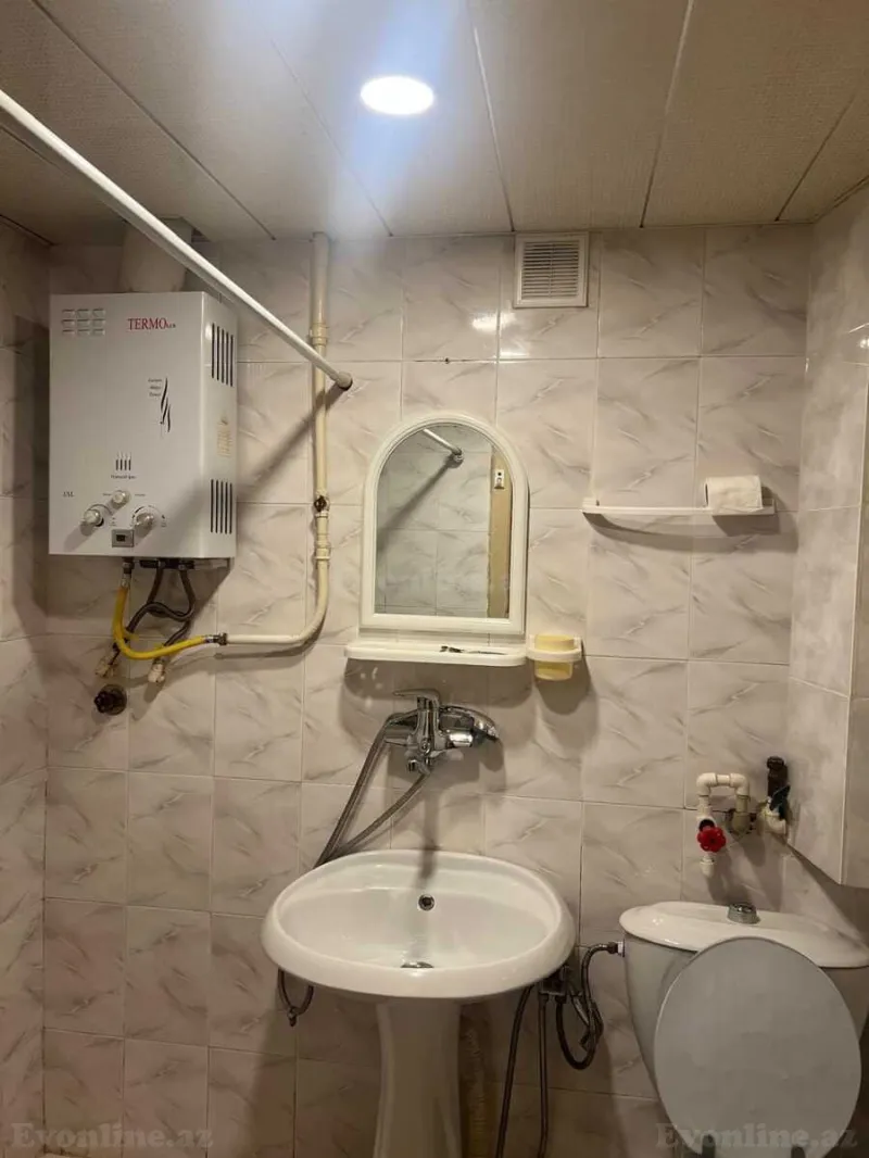 Kirayə verilir 2 otaqlı Mənzil Köhnə tikili 45 m² Qara Qarayev m. - şəkil 7