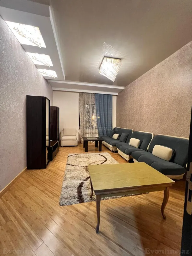 Satılır 3 otaqlı Mənzil Köhnə tikili 100 m² İçərişəhər m. - şəkil 2