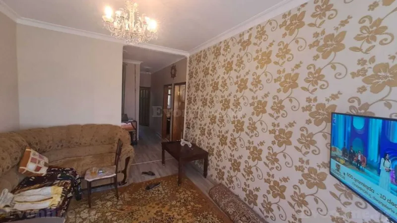 Satılır 3 otaqlı Mənzil Köhnə tikili 90 m² Köhnə Günəşli