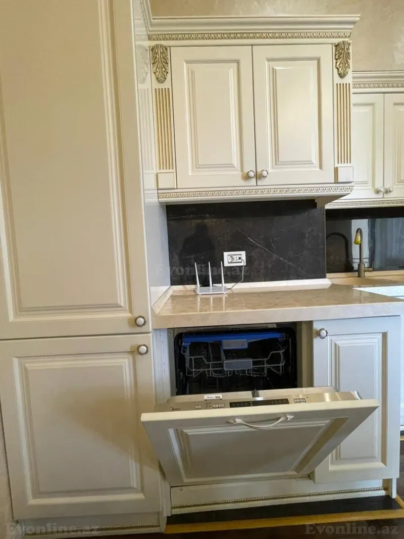 Satılır 3 otaqlı Mənzil Yeni tikili 177 m² Elmlər Akademiyası m. - şəkil 16