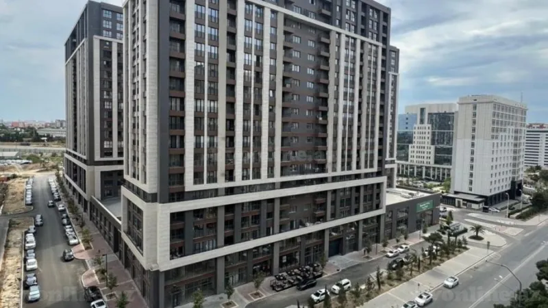 3 otaqlı Mənzil 127 m² Xətai r. Satılır