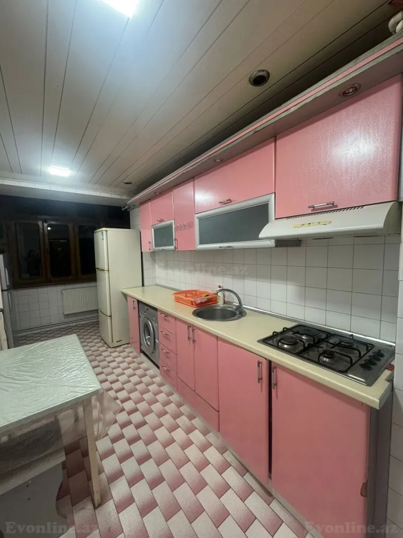 Kirayə verilir 3 otaqlı Mənzil Köhnə tikili 90 m² 28 May m. - şəkil 10