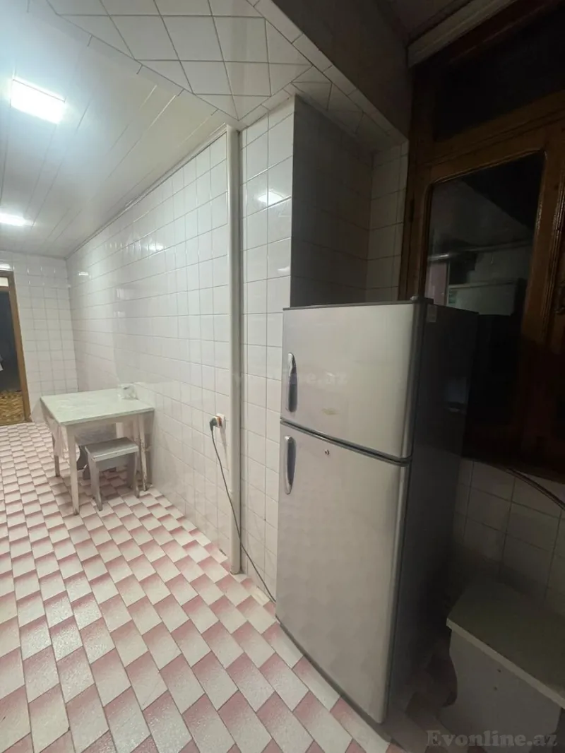 Kirayə verilir 3 otaqlı Mənzil Köhnə tikili 90 m² 28 May m. - şəkil 13