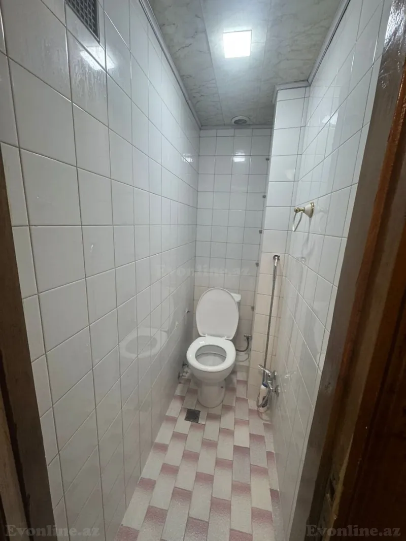 Kirayə verilir 3 otaqlı Mənzil Köhnə tikili 90 m² 28 May m. - şəkil 17