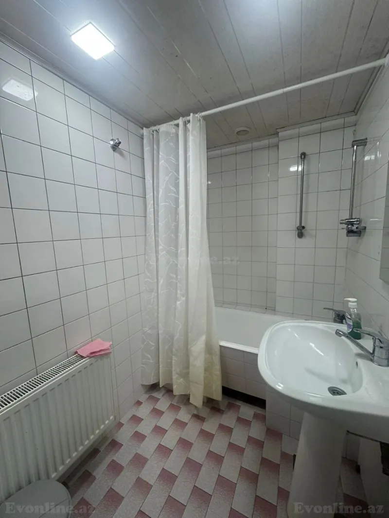 Kirayə verilir 3 otaqlı Mənzil Köhnə tikili 90 m² 28 May m. - şəkil 18