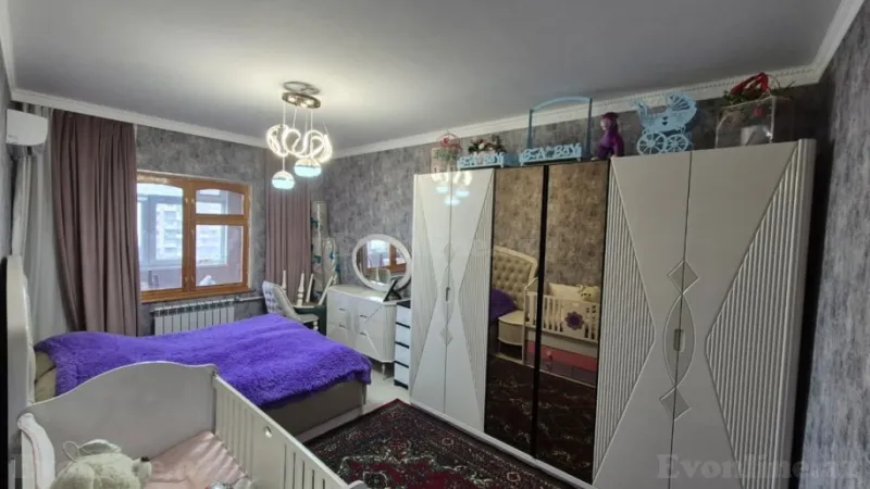 Satılır 2 otaqlı Mənzil Köhnə tikili 65 m² Xalqlar Dostluğu m. - şəkil 3