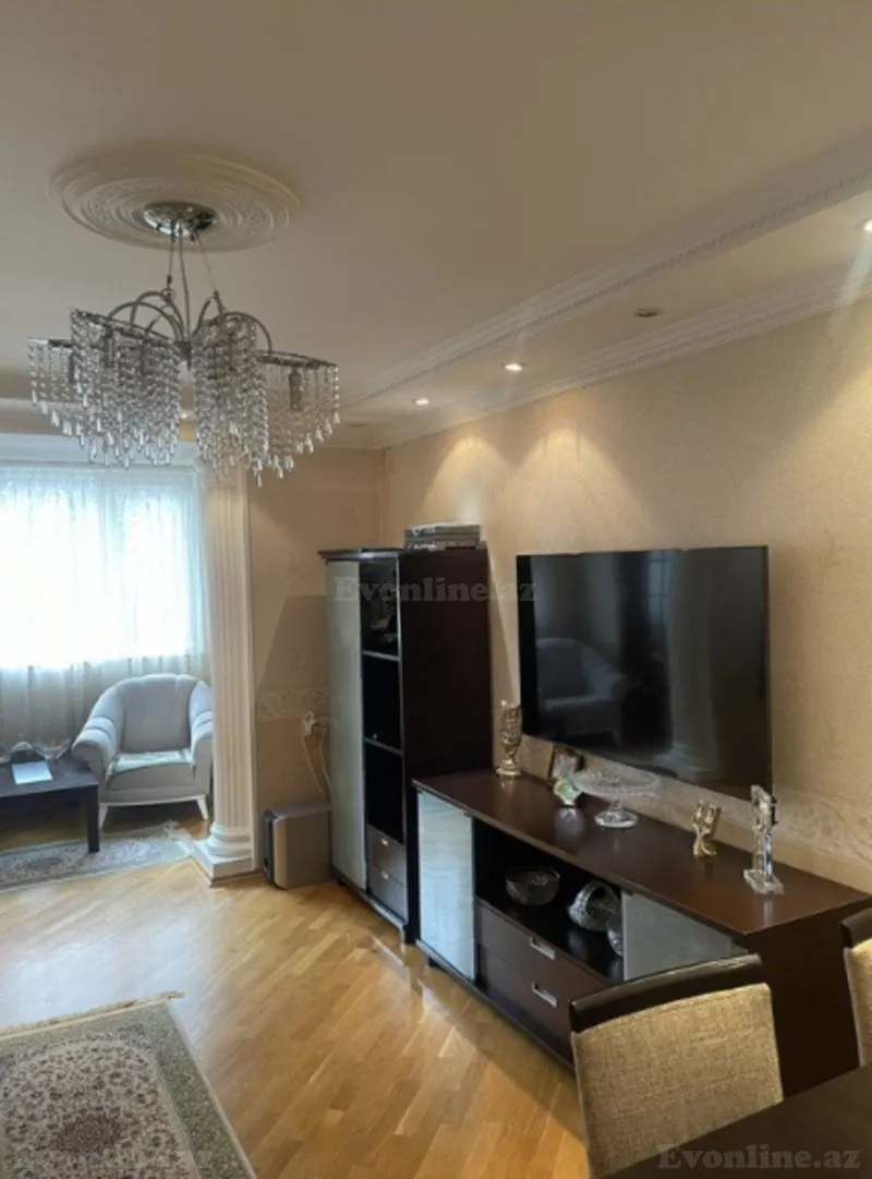 Satılır 3 otaqlı Mənzil Köhnə tikili 80 m² Nizami m. - şəkil 2