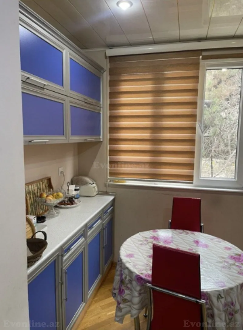 Satılır 3 otaqlı Mənzil Köhnə tikili 80 m² Nizami m. - şəkil 6