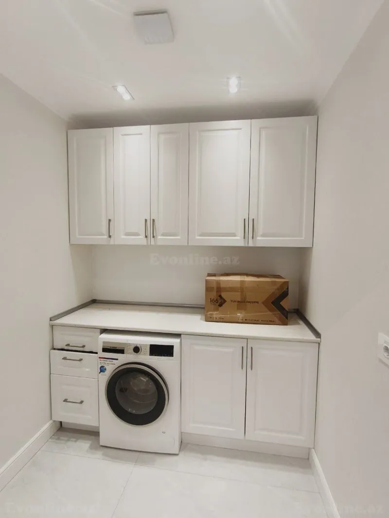 Kirayə verilir 4 otaqlı Mənzil Yeni tikili 200 m² Nəsimi r. - şəkil 16