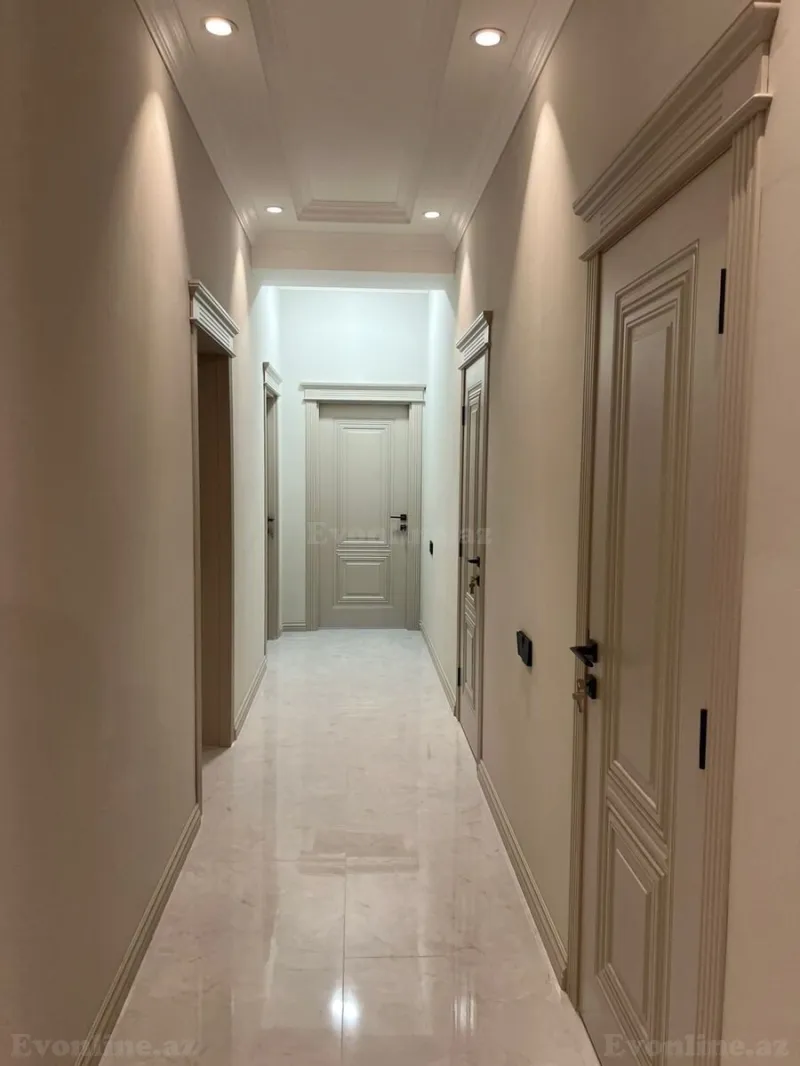 Satılır 4 otaqlı Mənzil Yeni tikili 200 m² Memar Əcəmi m. - şəkil 9