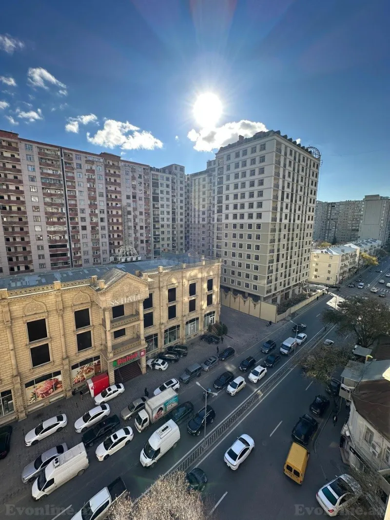 5 otaqlı Mənzil 220 m² Gənclik m. Satılır