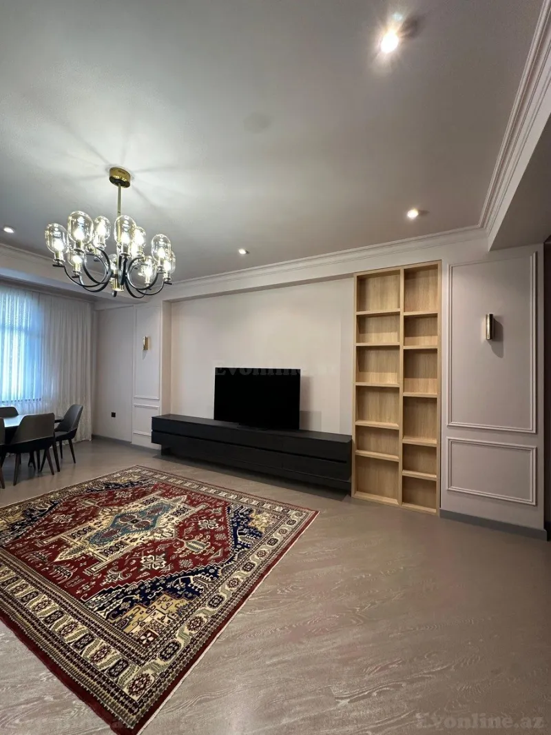 Satılır 5 otaqlı Mənzil Yeni tikili 220 m² Gənclik m. - şəkil 2