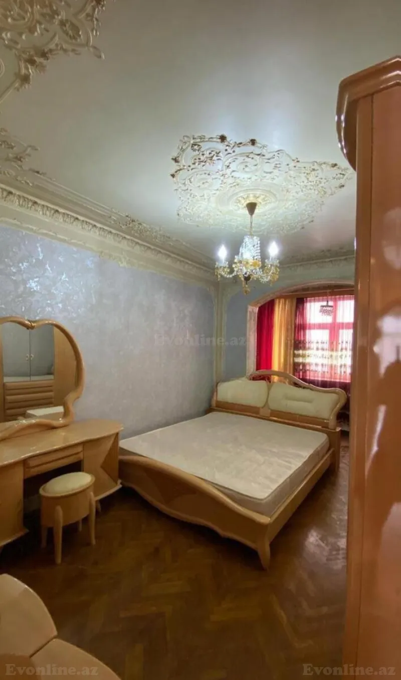 Kirayə verilir 2 otaqlı Mənzil Köhnə tikili 51 m² Memar Əcəmi m. - şəkil 3