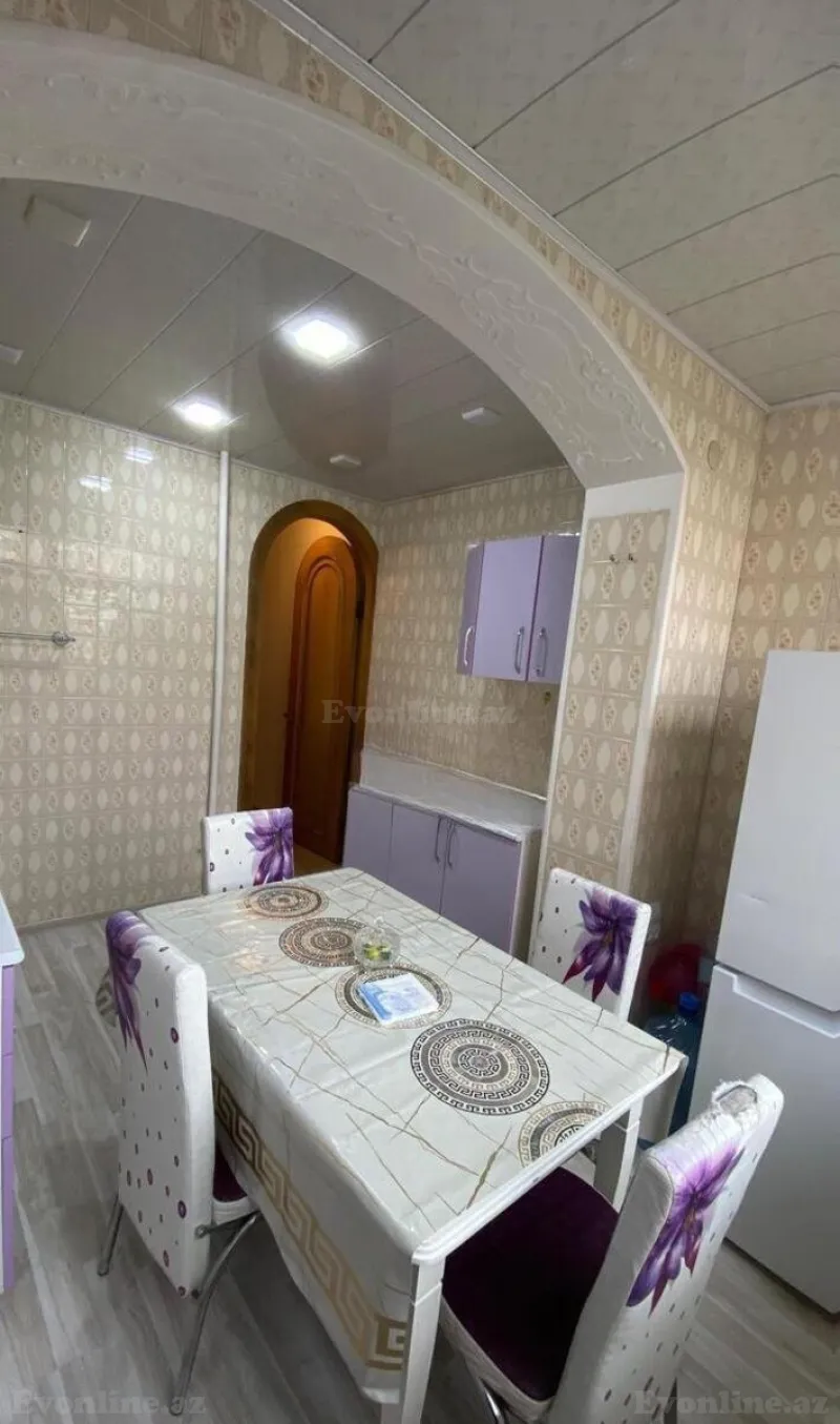 Kirayə verilir 2 otaqlı Mənzil Köhnə tikili 51 m² Memar Əcəmi m. - şəkil 7