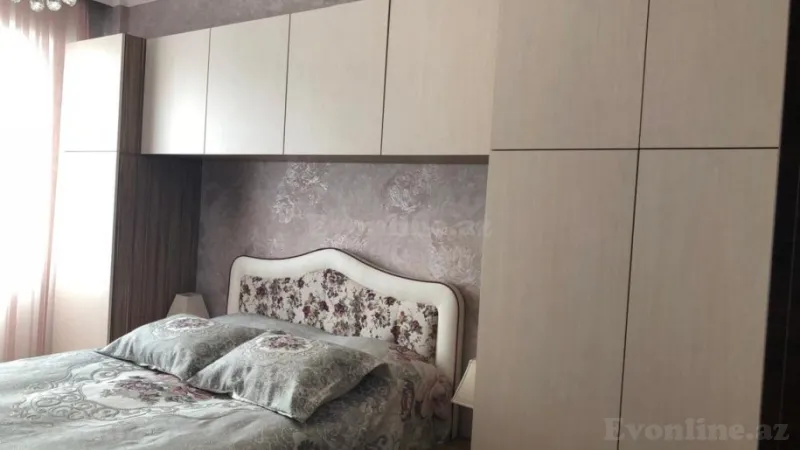 Satılır 2 otaqlı Mənzil Köhnə tikili 70 m² Suraxanı r. - şəkil 3