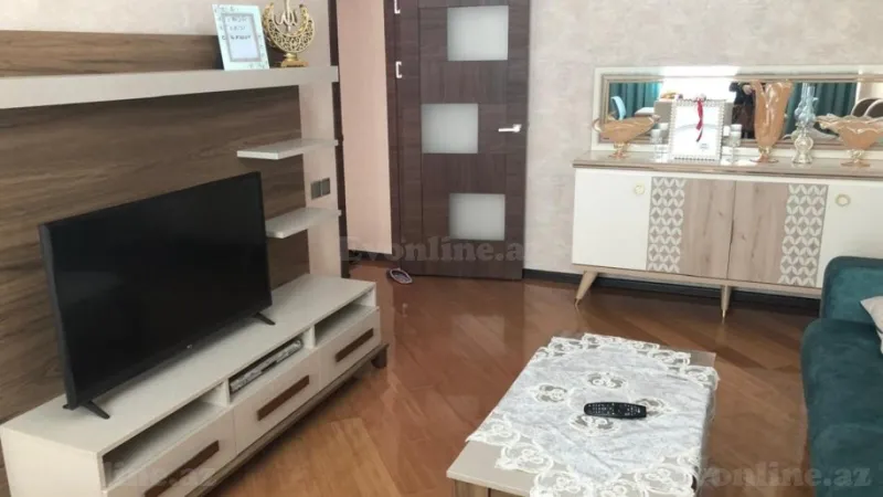 Satılır 2 otaqlı Mənzil Köhnə tikili 70 m² Suraxanı r. - şəkil 6