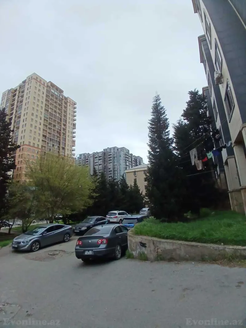 3 otaqlı Mənzil 70 m² Yasamal Satılır