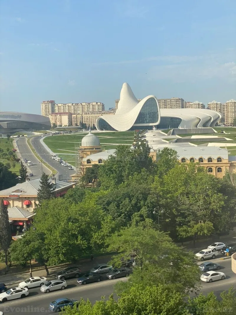 3 otaqlı Mənzil 70 m² Nəriman Nərimanov m. Kirayə verilir