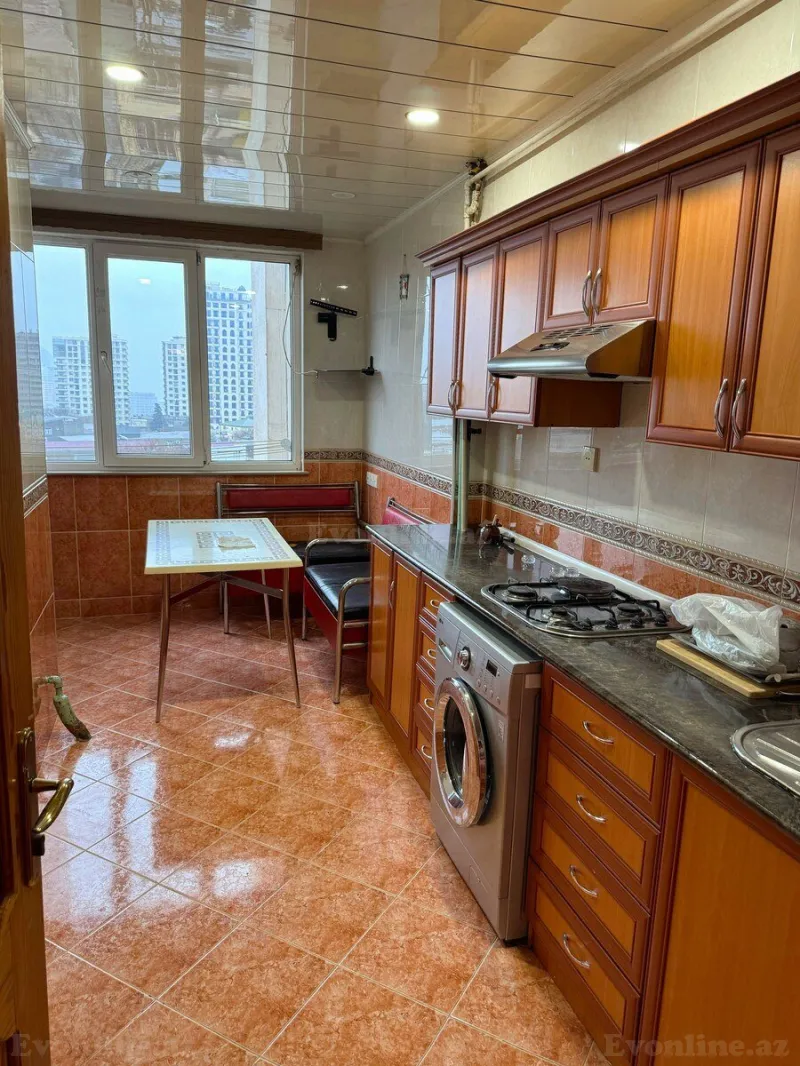 Satılır 3 otaqlı Mənzil Köhnə tikili 100 m² 28 May m. - şəkil 3