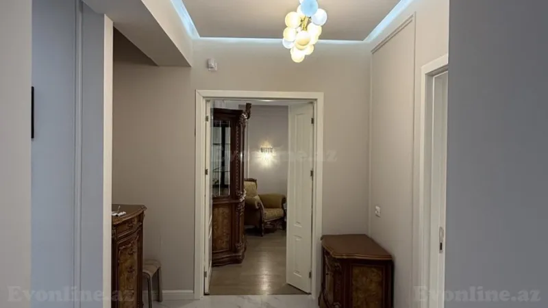 Kirayə verilir 4 otaqlı Mənzil Yeni tikili 130 m² Bakmil m. - şəkil 3