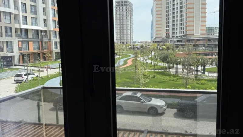 Kirayə verilir 4 otaqlı Mənzil Yeni tikili 130 m² Bakmil m. - şəkil 5
