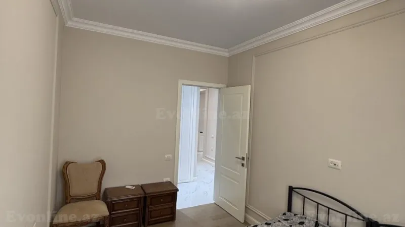 Kirayə verilir 4 otaqlı Mənzil Yeni tikili 130 m² Bakmil m. - şəkil 14