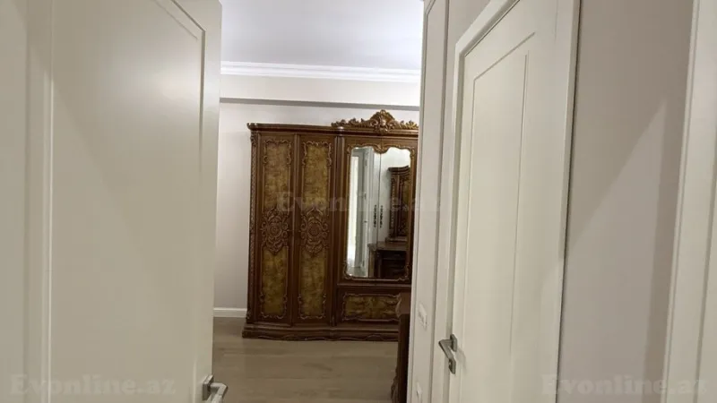 Kirayə verilir 4 otaqlı Mənzil Yeni tikili 130 m² Bakmil m. - şəkil 15