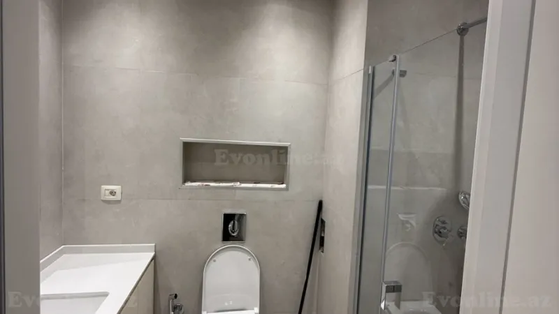 Kirayə verilir 4 otaqlı Mənzil Yeni tikili 130 m² Bakmil m. - şəkil 19