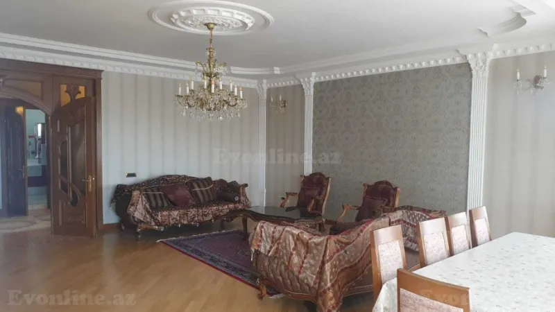 4 otaqlı Mənzil 230 m² Gənclik m. Satılır