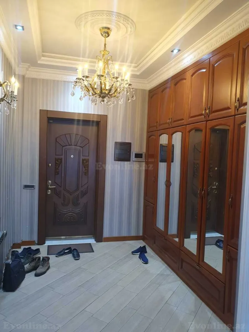 Satılır 4 otaqlı Mənzil Yeni tikili 230 m² Gənclik m. - şəkil 11