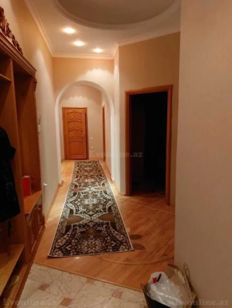 Kirayə verilir 3 otaqlı Mənzil Yeni tikili 130 m² Gənclik m. - şəkil 12