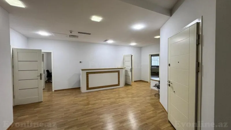 Kirayə verilir Ofis 232 m² Gənclik m. - şəkil 15