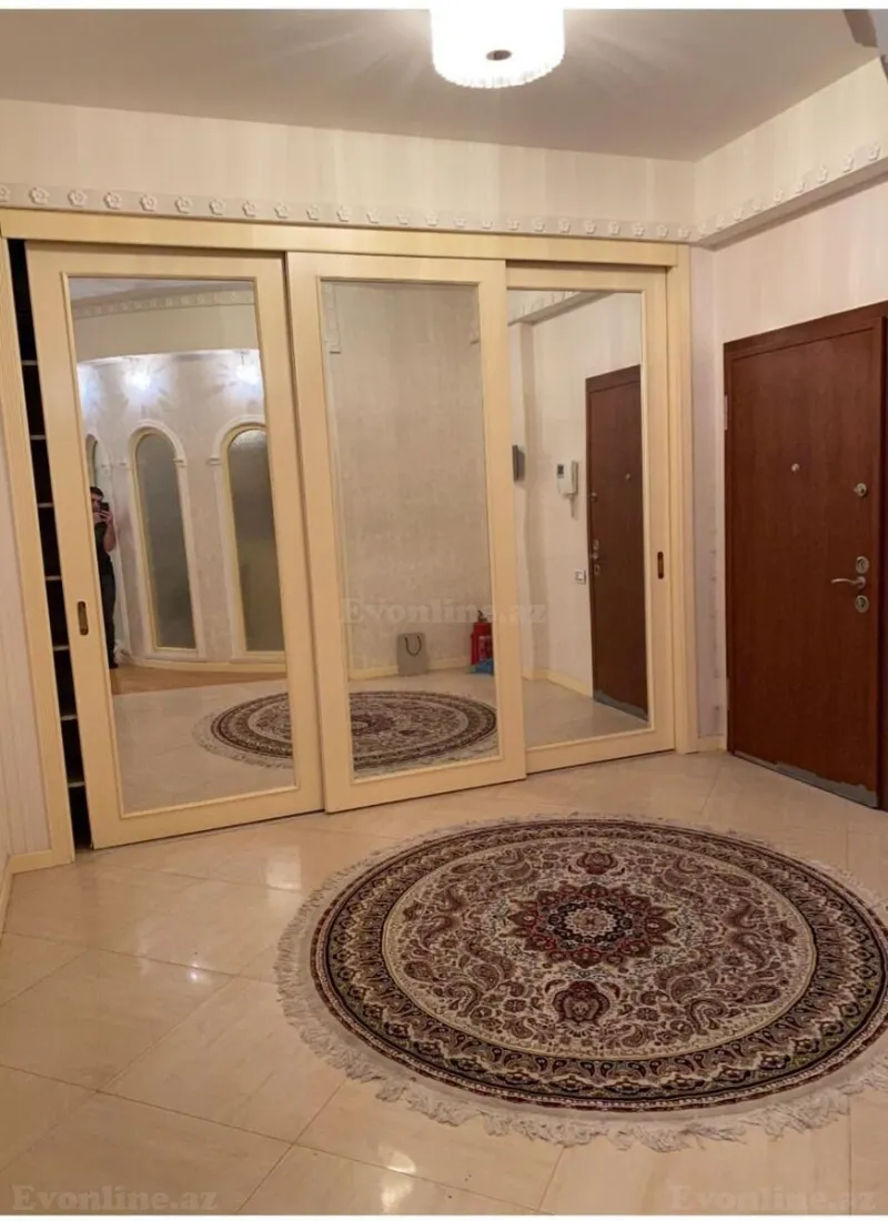 Kirayə verilir 5 otaqlı Mənzil Yeni tikili 220 m² Nizami m. - şəkil 16