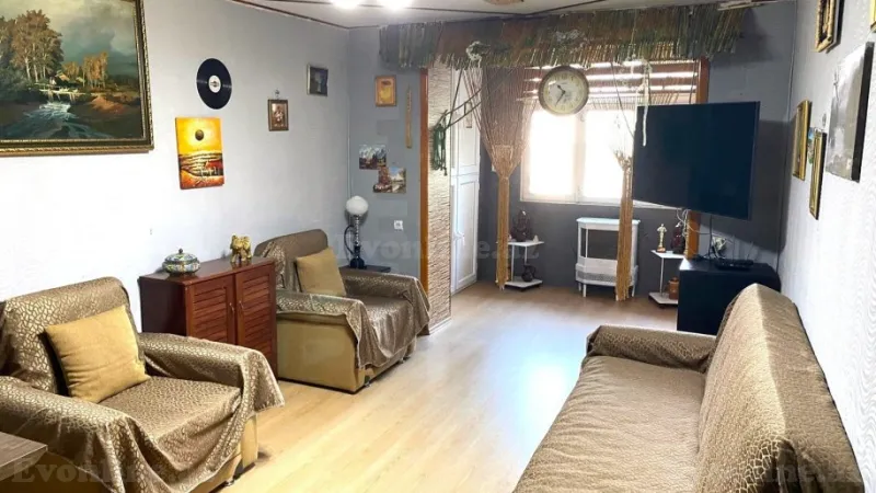 Satılır 3 otaqlı Mənzil Köhnə tikili 80 m² Elmlər Akademiyası m. - şəkil 3