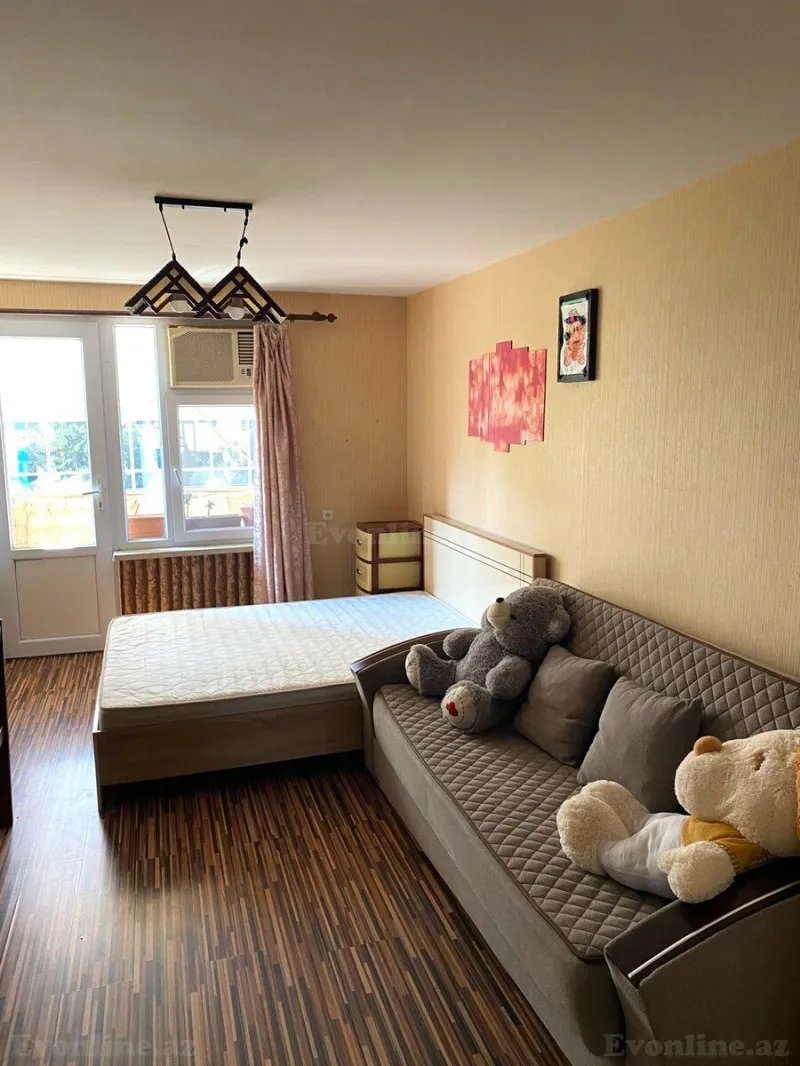 Satılır 3 otaqlı Mənzil Köhnə tikili 80 m² Elmlər Akademiyası m. - şəkil 6