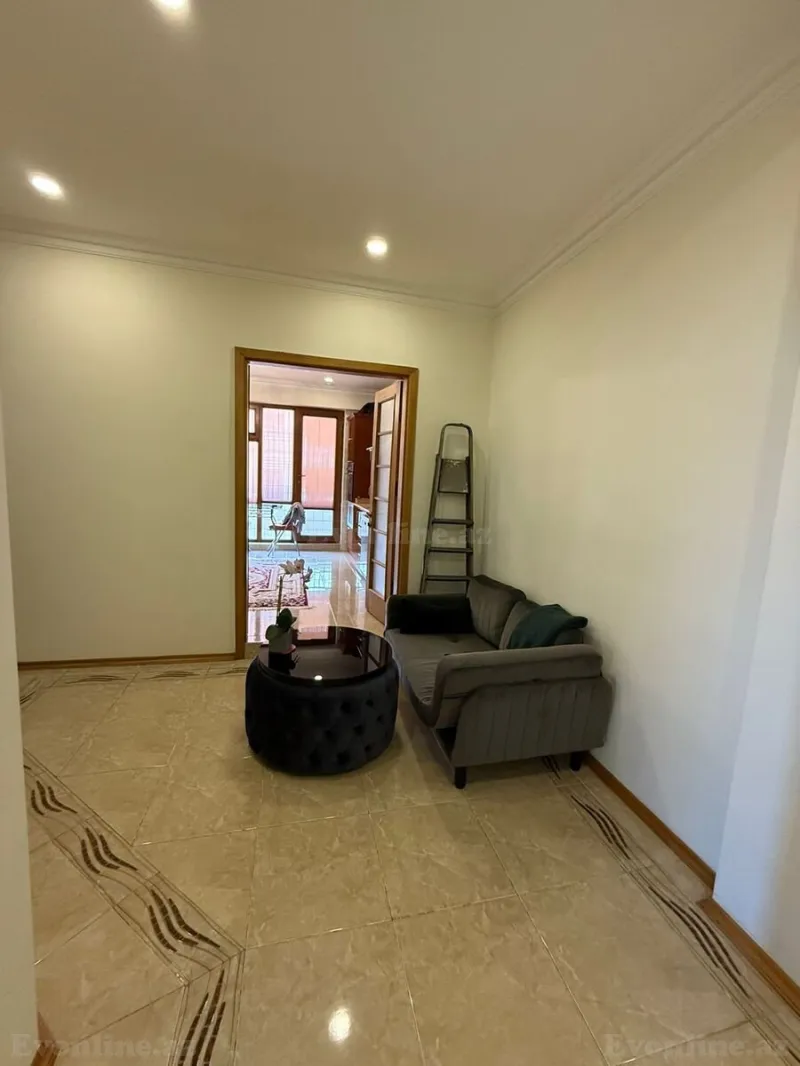 Satılır 3 otaqlı Mənzil Yeni tikili 160 m² 28 May m. - şəkil 9