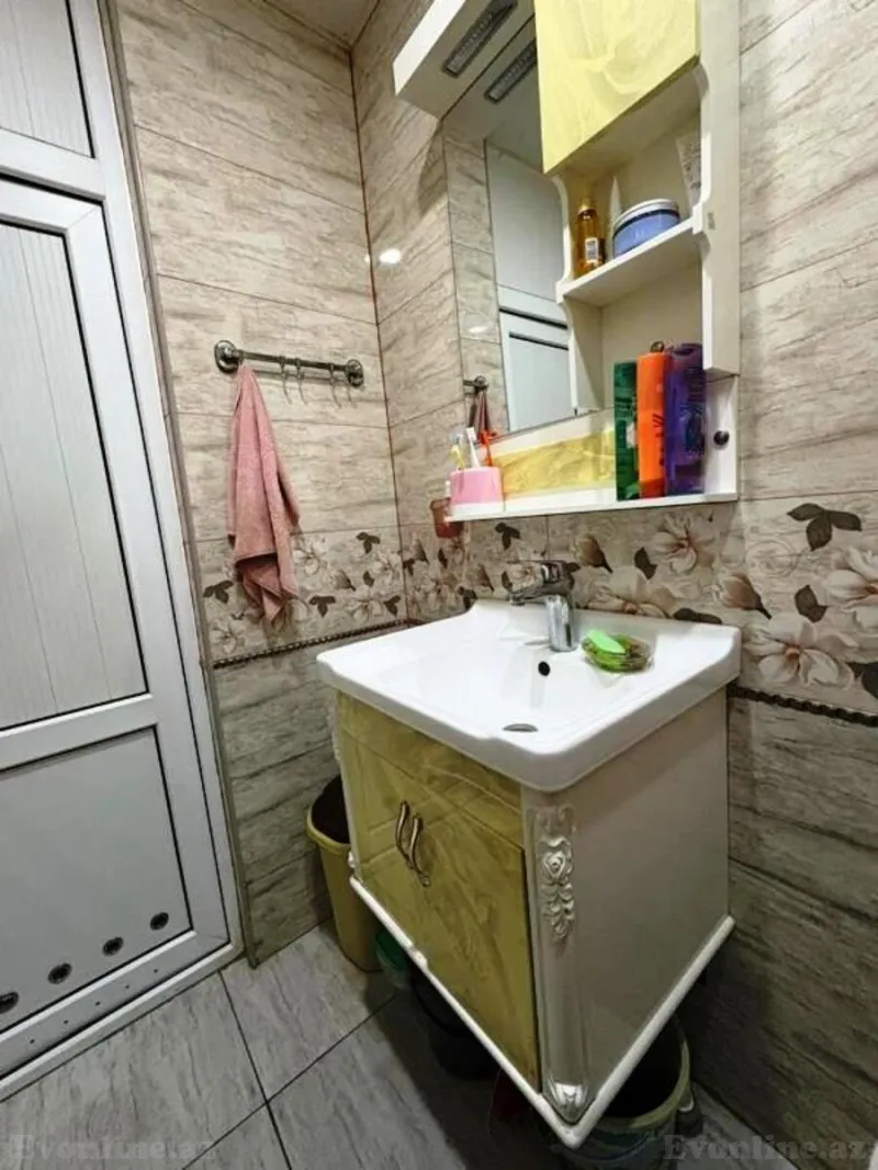 Satılır 2 otaqlı Mənzil Köhnə tikili 60 m² Suraxanı r. - şəkil 24