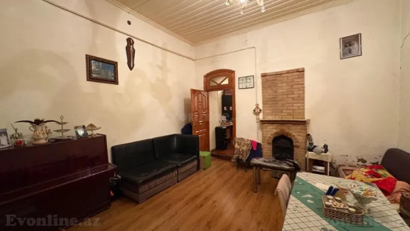 Satılır 4 otaqlı Mənzil Köhnə tikili 85 m² 28 May m. - şəkil 3