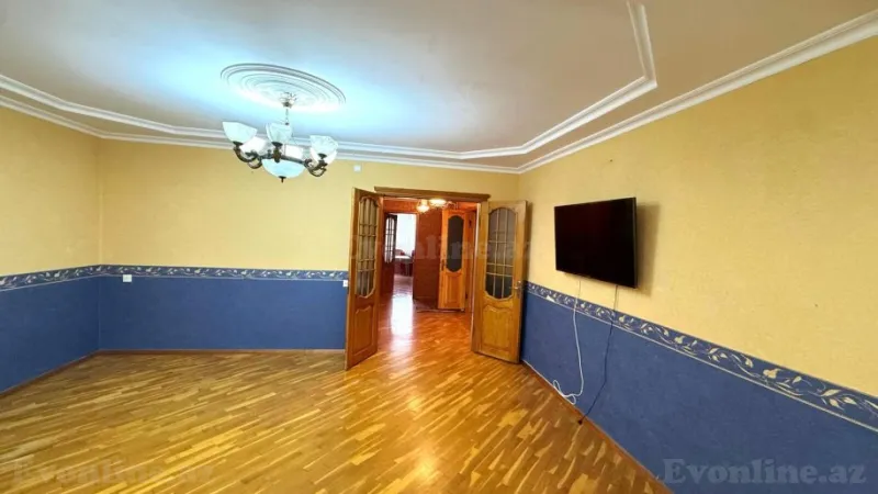 3 otaqlı Mənzil 100 m² 28 May m. Satılır