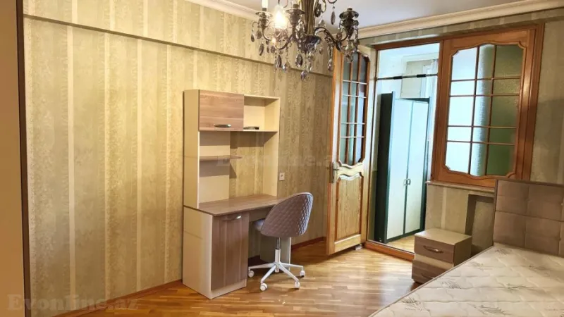 Satılır 3 otaqlı Mənzil Köhnə tikili 100 m² 28 May m. - şəkil 6