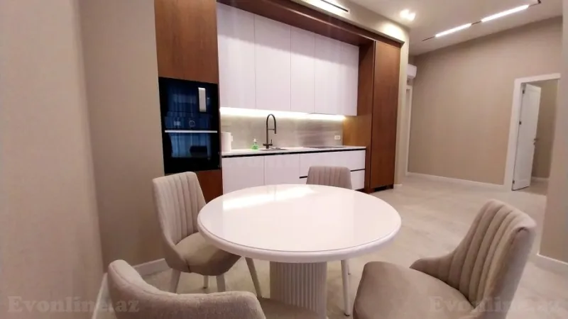 Kirayə verilir 3 otaqlı Mənzil Yeni tikili 100 m² 28 May m. - şəkil 2