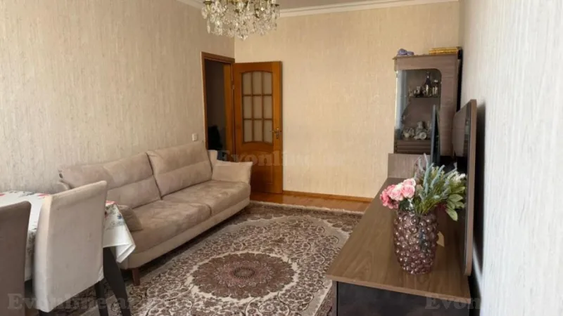 Satılır 3 otaqlı Mənzil Köhnə tikili 80 m² Əhmədli - şəkil 2