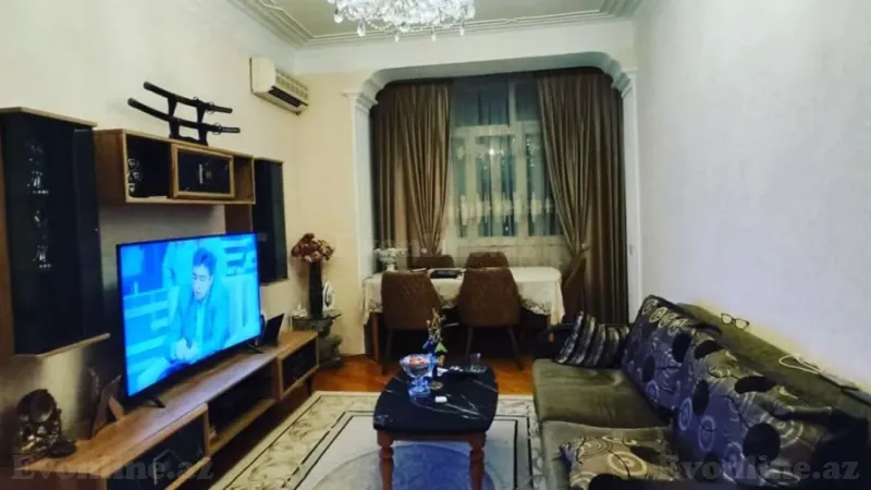 Satılır 2 otaqlı Mənzil Köhnə tikili 55 m² 4-cü mikrorayon