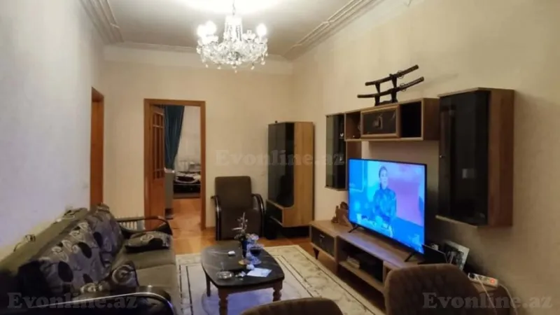 Satılır 2 otaqlı Mənzil Köhnə tikili 55 m² 4-cü mikrorayon - şəkil 2