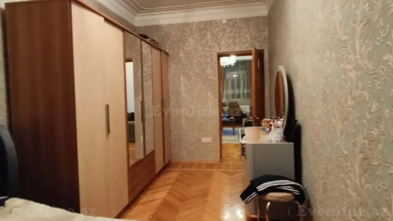 Satılır 2 otaqlı Mənzil Köhnə tikili 55 m² 4-cü mikrorayon - şəkil 4