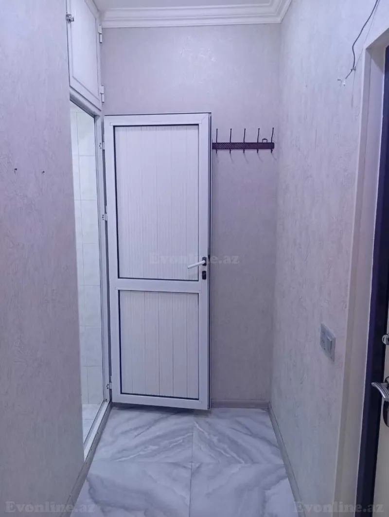 Satılır 2 otaqlı Mənzil Köhnə tikili 50 m² 4-cü mikrorayon - şəkil 9