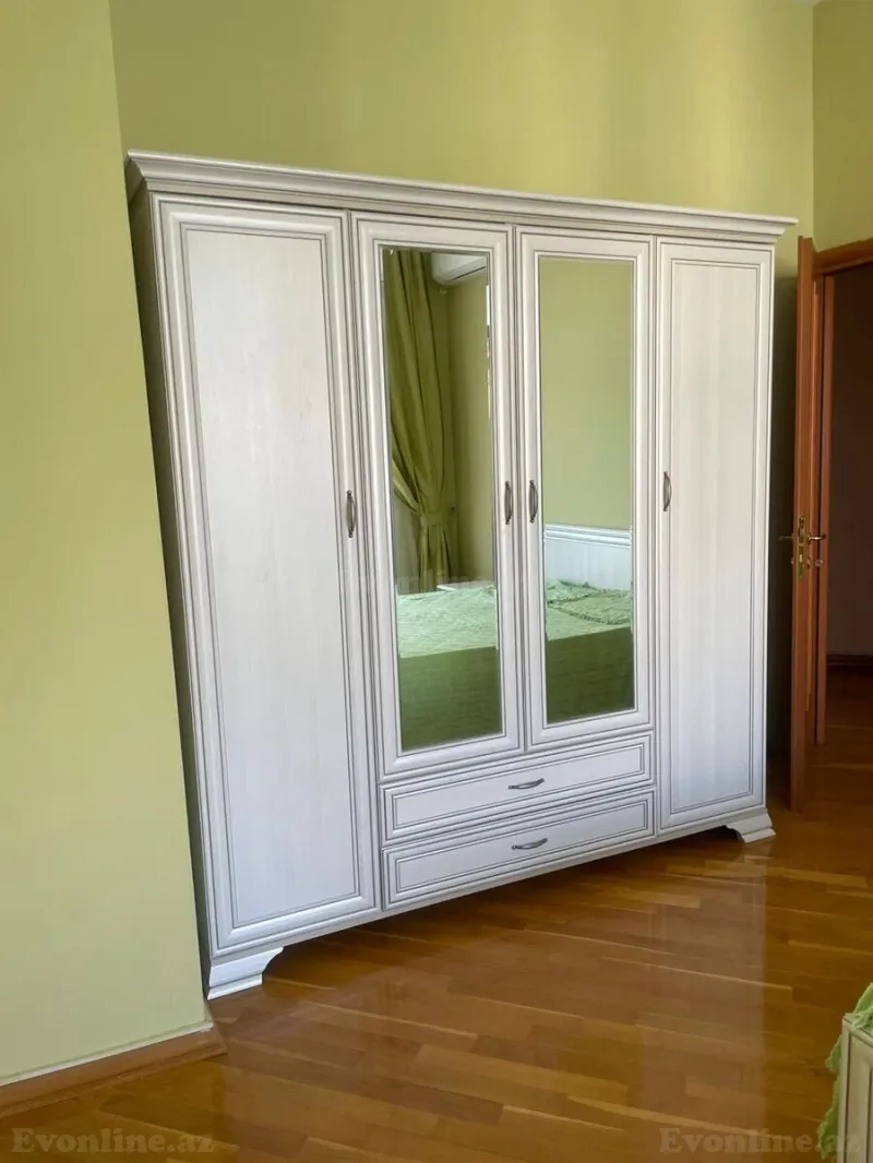 Kirayə verilir 4 otaqlı Mənzil Yeni tikili 135 m² İçərişəhər m. - şəkil 10