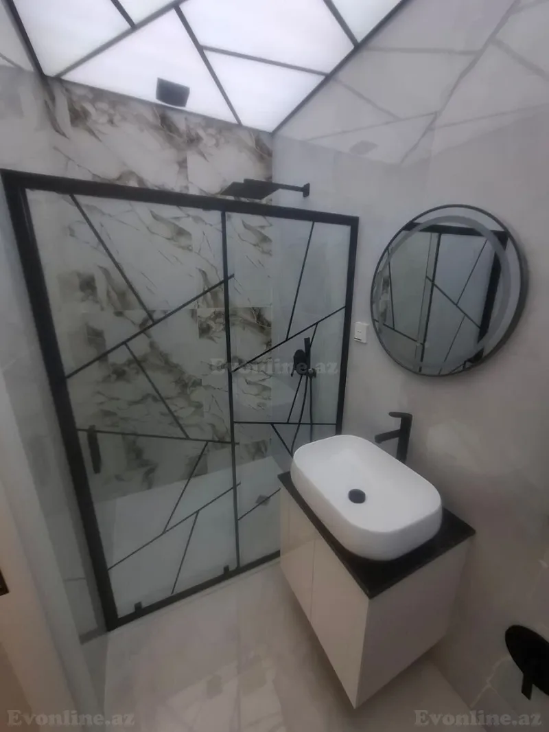 Satılır 2 otaqlı Mənzil Yeni tikili 70 m² 28 May m. - şəkil 4